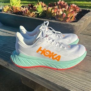 HOKA ONE ONE Carbon X2 size 9.5